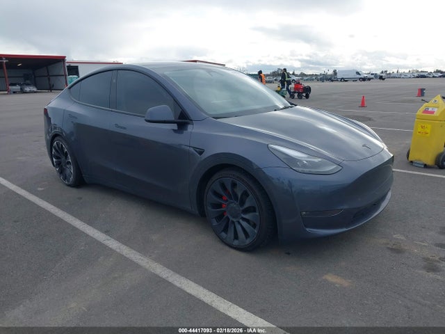 2023 TESLA MODEL Y 7SAYGDEF9PF874980 Photo 0