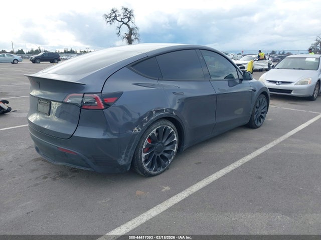 2023 TESLA MODEL Y 7SAYGDEF9PF874980 Photo 3