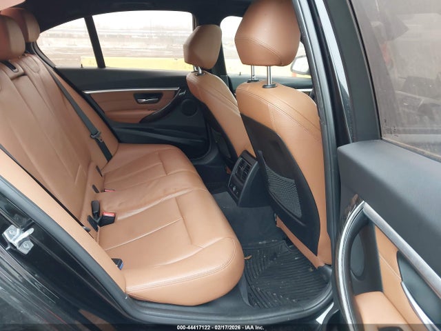 2017 BMW 330I WBA8D9G3XHNU62203 Photo 7