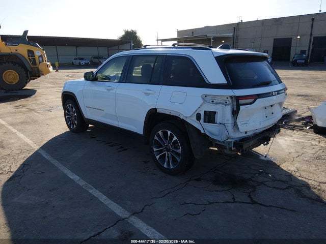 1C4RJHAG1N8585081 Jeep Grand Cherokee Laredo 4x4