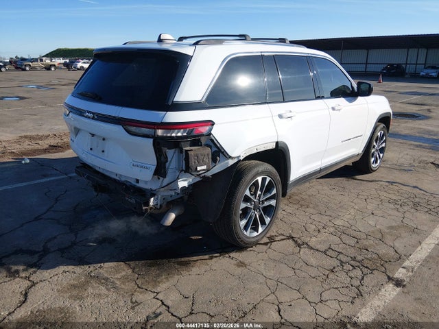 1C4RJHAG1N8585081 Jeep Grand Cherokee Laredo 4x4