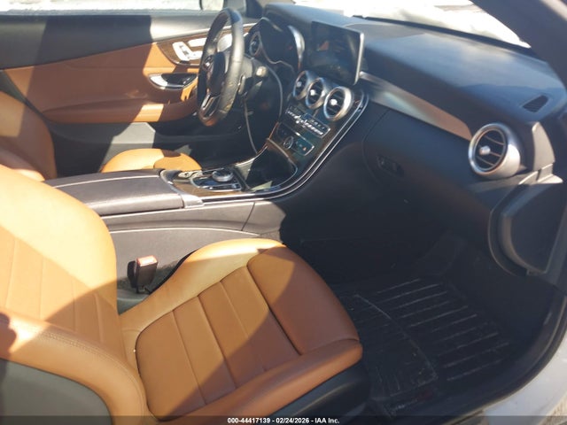 44417139 :رقم المزاد ، WDDWJ8EB8KF769321 vin ، 2019 Mercedes-benz C 300 4matic مزاد بيع