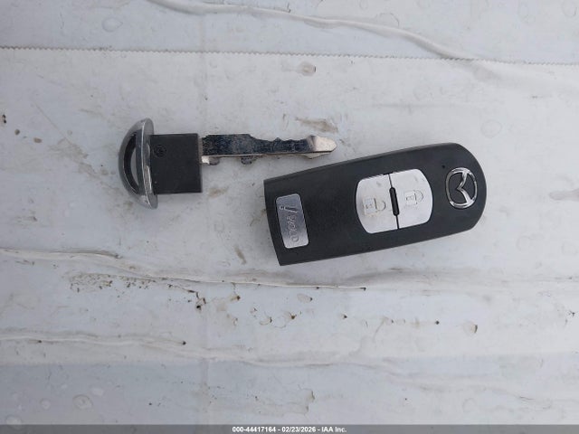 JM1BM1K79E1199841 Mazda Mazda3 I Sport