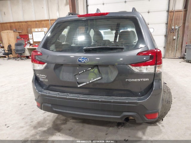 44417170 :رقم المزاد ، JF2SKACC9NH430859 vin ، 2022 Subaru Forester مزاد بيع