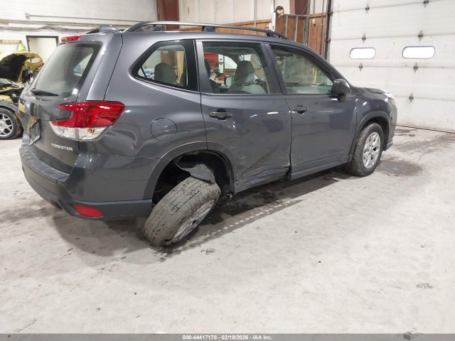 44417170 :رقم المزاد ، JF2SKACC9NH430859 vin ، 2022 Subaru Forester مزاد بيع