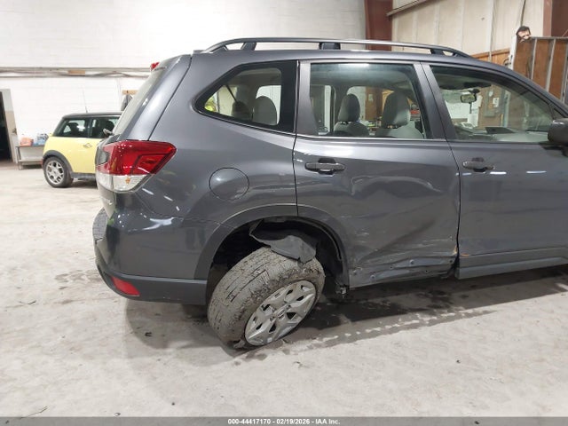 44417170 :رقم المزاد ، JF2SKACC9NH430859 vin ، 2022 Subaru Forester مزاد بيع