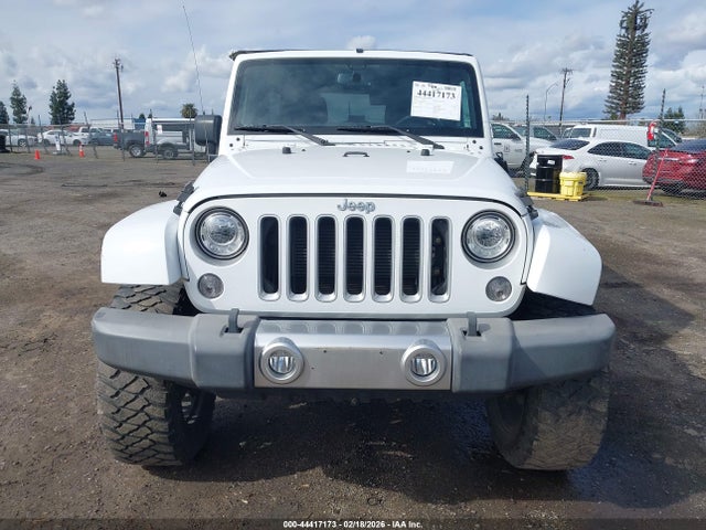 1C4HJWEG7JL923312 Jeep Wrangler Jk Unlimited Sahara 4x4