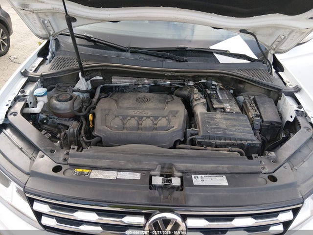 3VV2B7AX0KM142762 Volkswagen Tiguan 2.0t Se/2.0t Sel/2.0t Sel R-line/2.0t Sel R-line Black