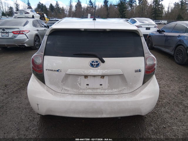 JTDKDTB34E1563687 Toyota Prius C Two