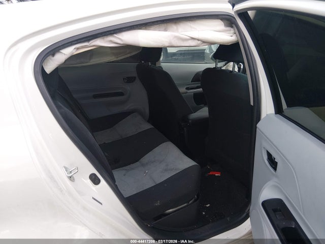 JTDKDTB34E1563687 Toyota Prius C Two