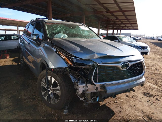 Aukcja sprzedaży 2023 Toyota Highlander Xle, vin: 5TDKDRBH2PS044156, numer aukcji: 44417209