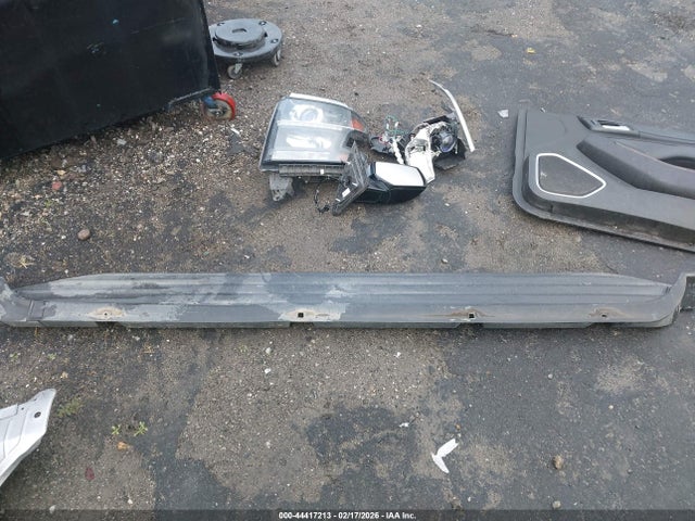 1GNSKHKC7HR168726 Chevrolet Suburban Lt