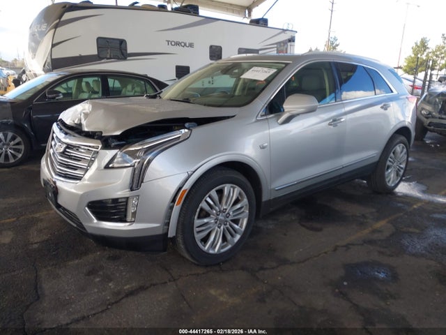 2018 CADILLAC XT5 1GYKNERS5JZ215800 Photo 1