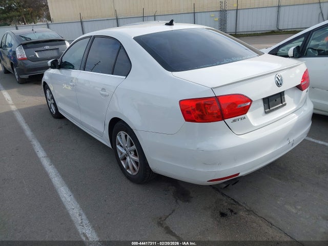3VWD17AJ6EM370191 Volkswagen Jetta 1.8t Se