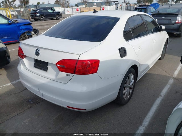 3VWD17AJ6EM370191 Volkswagen Jetta 1.8t Se