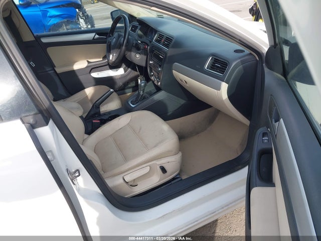 3VWD17AJ6EM370191 Volkswagen Jetta 1.8t Se