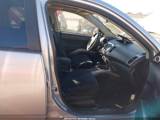 2007 MITSUBISHI OUTLANDER JA4MT31X57U013698 Photo 4