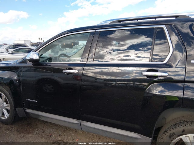 2GKFLPE37G6223560 GMC Terrain Slt