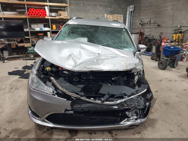 44417359 :رقم المزاد ، 2C4RC1BG3JR119229 vin ، 2018 Chrysler Pacifica Touring L مزاد بيع
