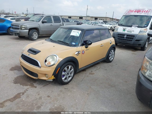 2009 MINI COOPER S WMWMF73579TT95156 Photo 1