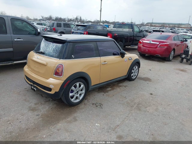 2009 MINI COOPER S WMWMF73579TT95156 Photo 3