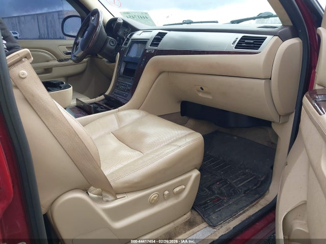 2011 CADILLAC ESCALADE 1GYS4CEF6BR313767 Photo 4