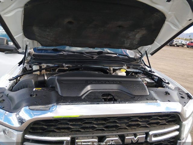 44417482 :رقم المزاد ، 3C6UR5HJXKG604162 vin ، 2019 Ram 2500 Tradesman  4x4 8' Box مزاد بيع