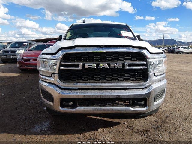 44417482 :رقم المزاد ، 3C6UR5HJXKG604162 vin ، 2019 Ram 2500 Tradesman  4x4 8' Box مزاد بيع