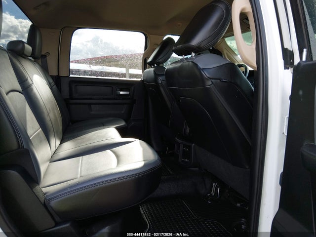 44417482 :رقم المزاد ، 3C6UR5HJXKG604162 vin ، 2019 Ram 2500 Tradesman  4x4 8' Box مزاد بيع