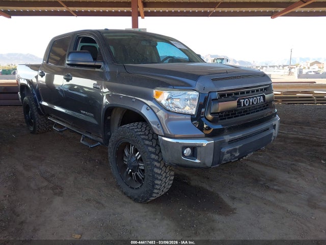 Продаж на аукціоні авто 2016 Toyota Tundra Sr5 5.7l V8, vin: 5TFDW5F14GX543656, номер лоту: 44417483