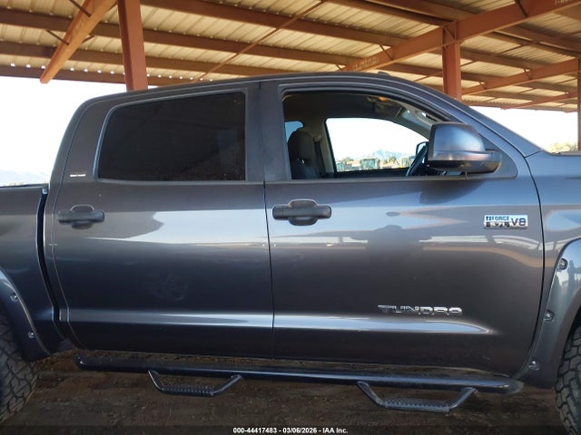 2016 Toyota Tundra Sr5 5.7l V8 მანქანა იყიდება აუქციონზე, vin: 5TFDW5F14GX543656, აუქციონის ნომერი: 44417483