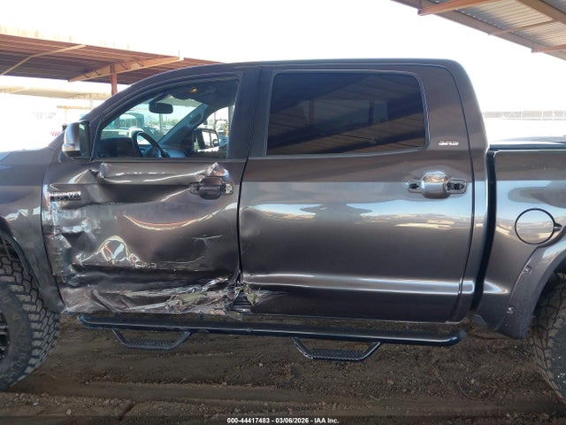 2016 Toyota Tundra Sr5 5.7l V8 მანქანა იყიდება აუქციონზე, vin: 5TFDW5F14GX543656, აუქციონის ნომერი: 44417483