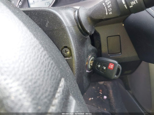 Toyota Rav4 Xle 2015 2T3RFREV7FW301982 Image 11