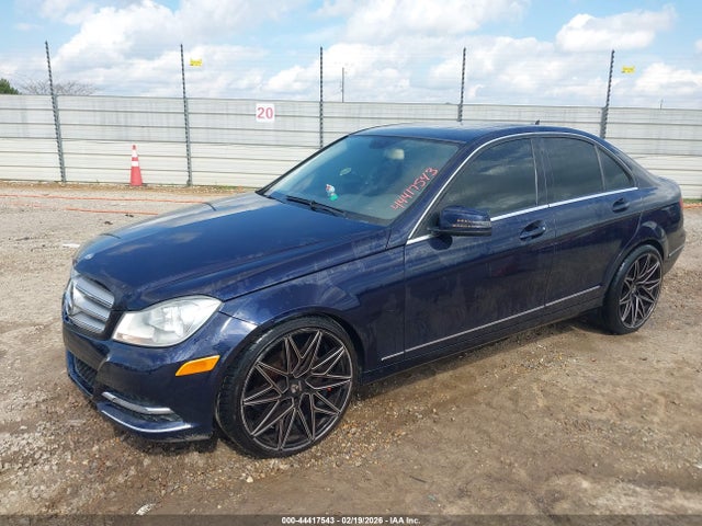Aukcja sprzedaży 2013 Mercedes-benz C 250 Luxury, vin: WDDGF4HB8DR271289, numer aukcji: 44417543