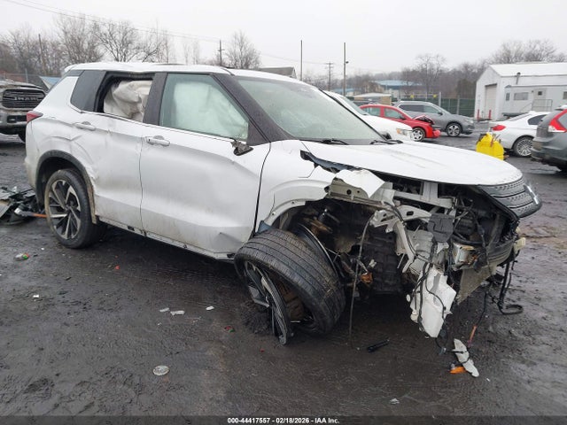 2022 MITSUBISHI OUTLANDER JA4J4UA86NZ011019 Photo 0