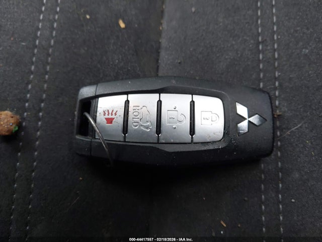 2022 MITSUBISHI OUTLANDER JA4J4UA86NZ011019 Photo 10