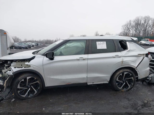 2022 MITSUBISHI OUTLANDER JA4J4UA86NZ011019 Photo 5