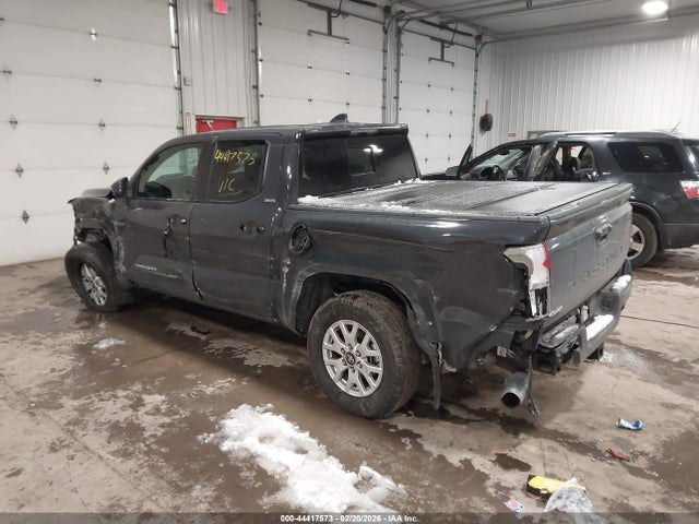 2024 TOYOTA TACOMA 3TMLB5JN4RM054524 Photo 2