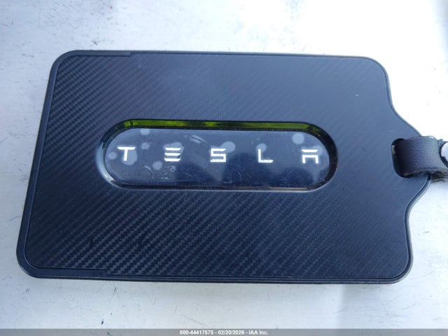 2024 Tesla Cybertruck All-wheel Drive მანქანა იყიდება აუქციონზე, vin: 7G2CEHED6RA050130, აუქციონის ნომერი: 44417575