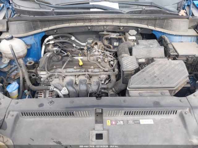KM8J33A44HU335681 Hyundai TUCSON SE