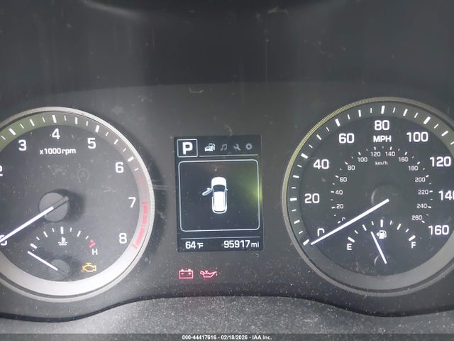KM8J33A44HU335681 Hyundai TUCSON SE