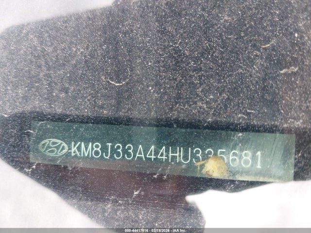 KM8J33A44HU335681 Hyundai TUCSON SE