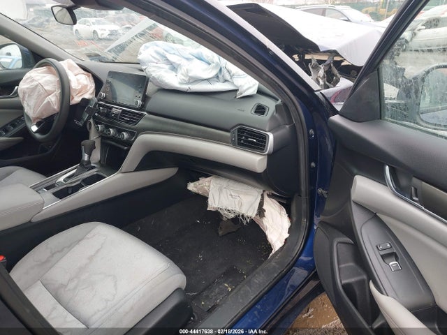 1HGCV1F17KA161352 Honda ACCORD LX