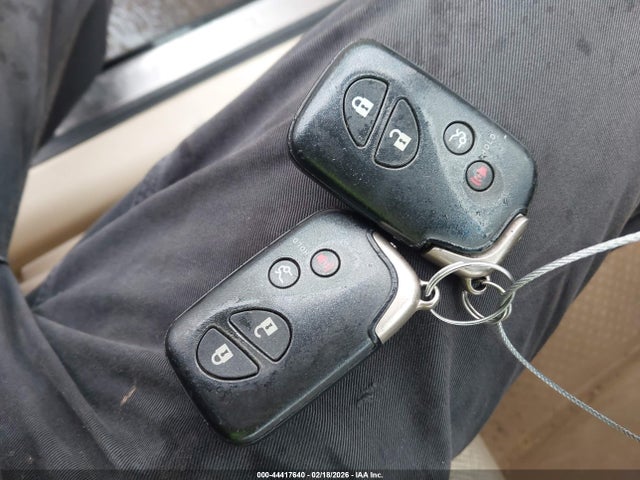 44417640 :رقم المزاد ، JTHBK1EG7B2430970 vin ، 2011 Lexus Es 350 مزاد بيع