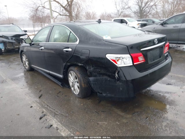 44417640 :رقم المزاد ، JTHBK1EG7B2430970 vin ، 2011 Lexus Es 350 مزاد بيع