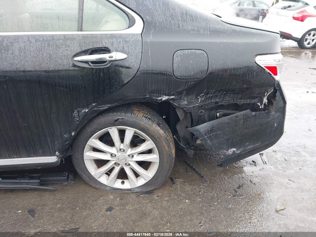 44417640 :رقم المزاد ، JTHBK1EG7B2430970 vin ، 2011 Lexus Es 350 مزاد بيع