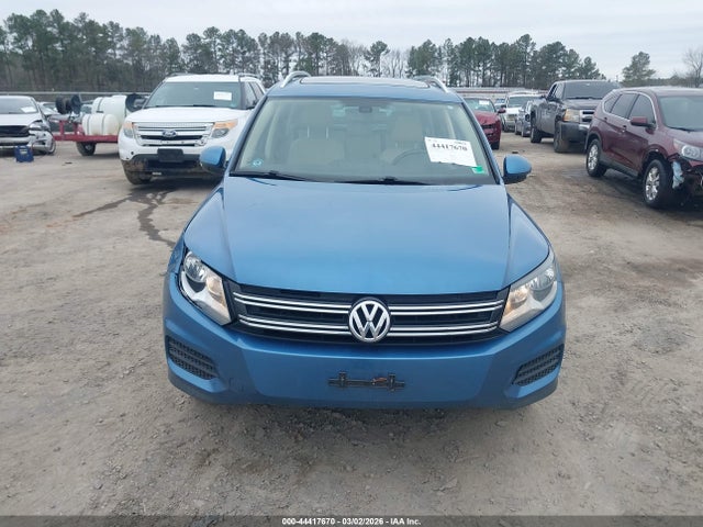 WVGRV7AX4HW501927 Volkswagen Tiguan 2.0t Wolfsburg Edition