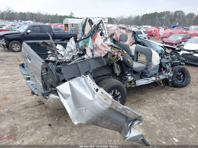 5TFJU4GN0FX070096 Toyota Tacoma Prerunner V6