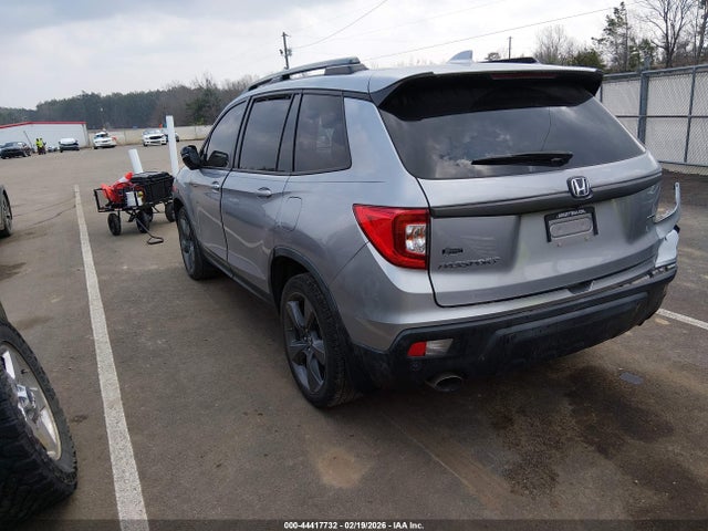 5FNYF7H95KB004174 Honda Passport Touring
