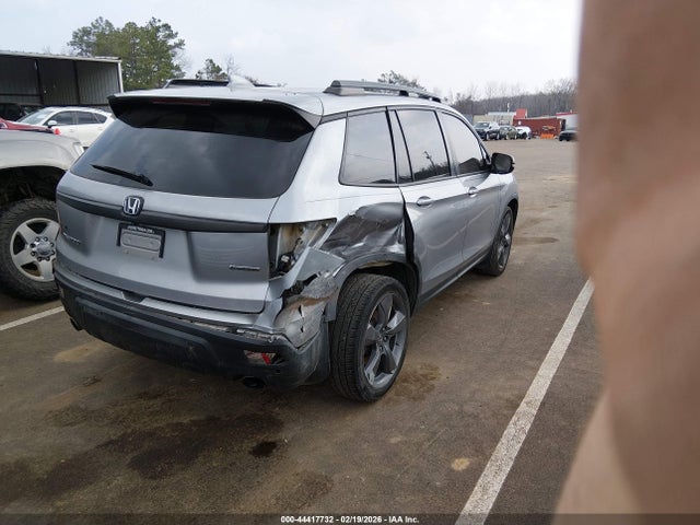 5FNYF7H95KB004174 Honda Passport Touring